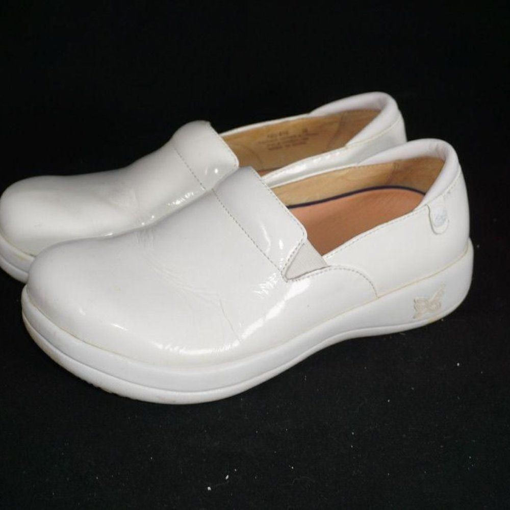 Alegria Keli PRO White Tooled Clogs, 36